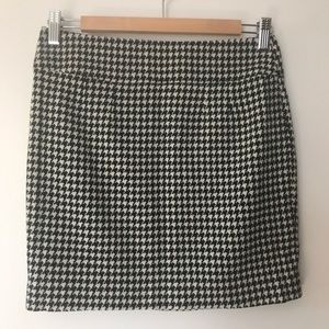 Banana Republic. Wool skirt
